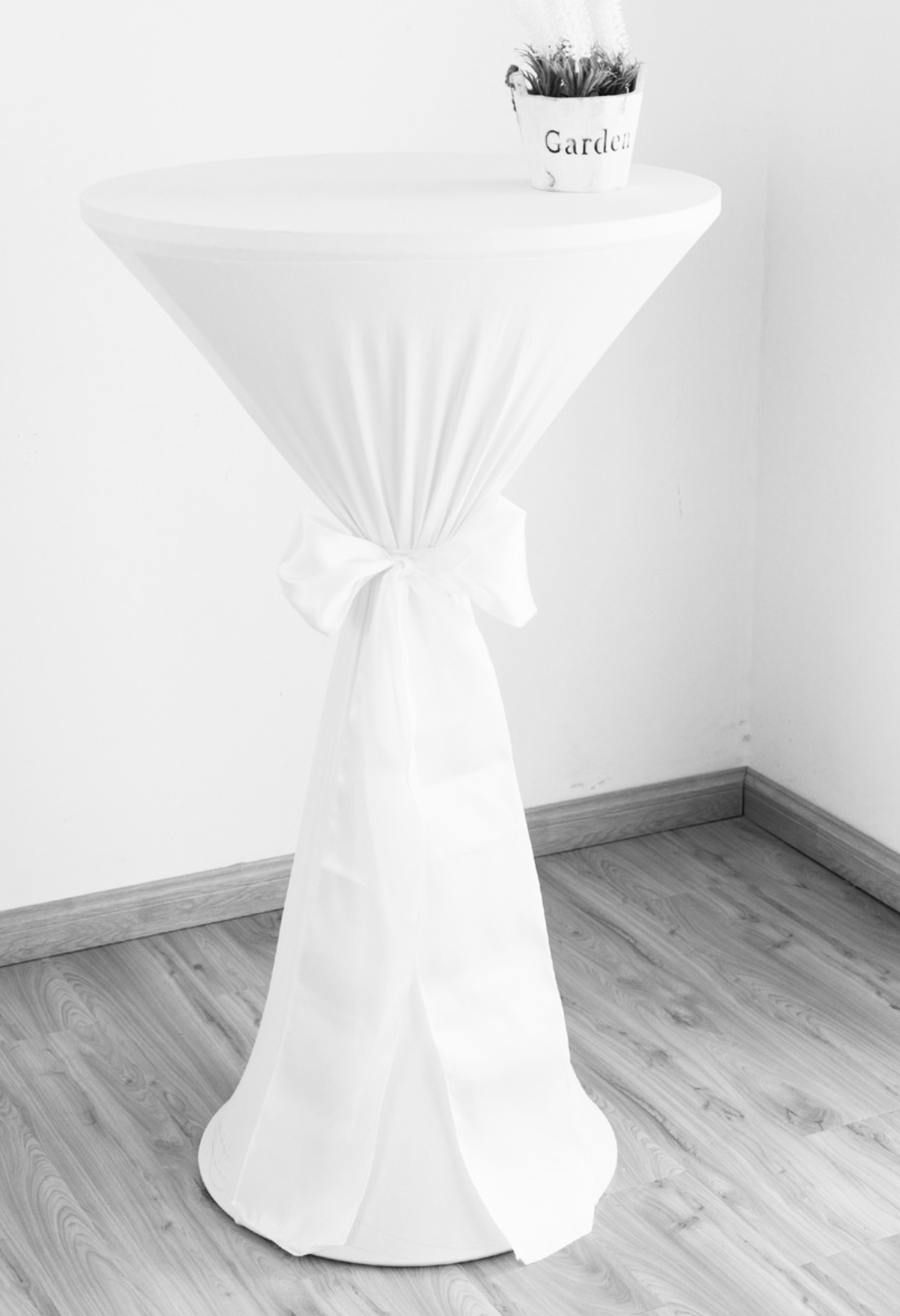 Polycotton Cocktail Table Cover