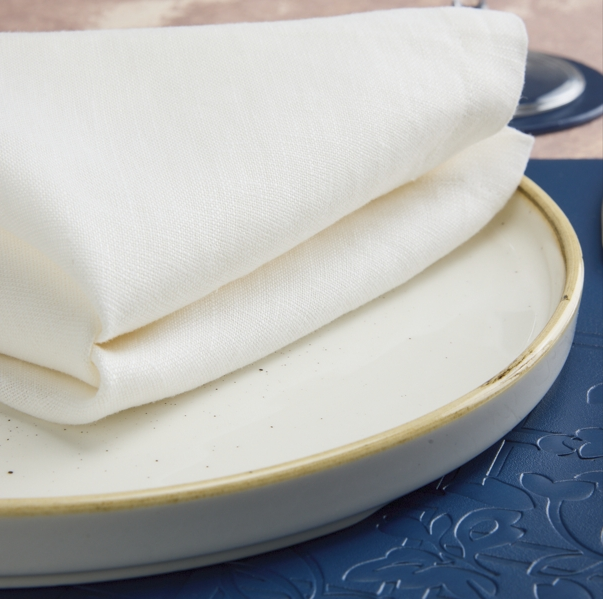 Responding to F&B Linen Customization & Fast Delivery Needs